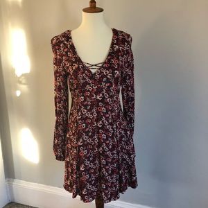 Hollister floral long sleeve dress